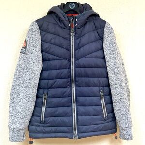 Superdry mountain jacket, warm and stylish